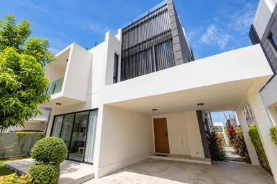Laguna Parkside by Triple8 Asia – Fotos 3